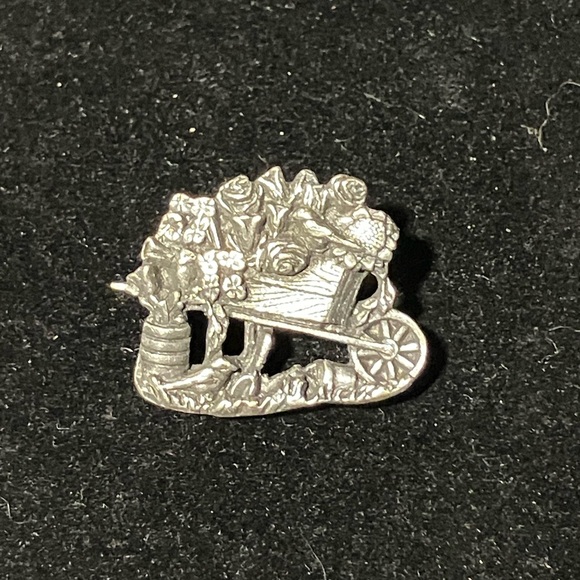 Birds & Blooms Silver Tone Floral Cart Brooch - Picture 1 of 2
